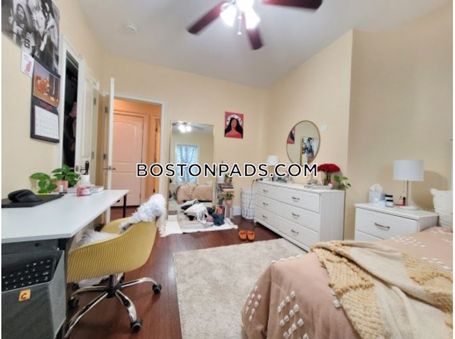 Boston - $6,710 /mo
