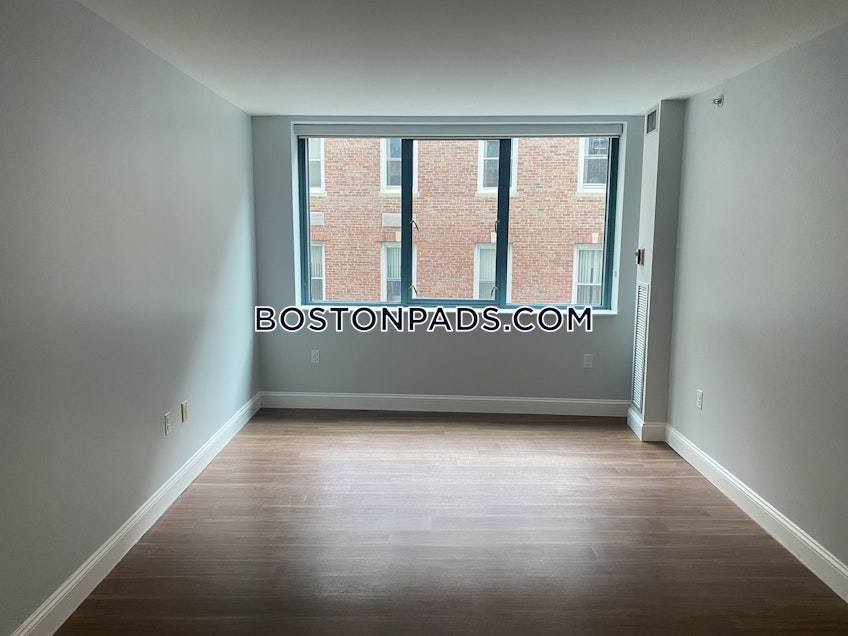 Boston - $3,751 /month