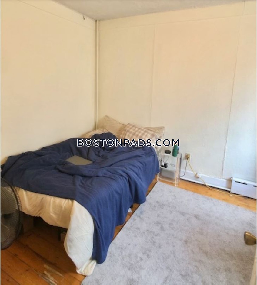 Boston - $4,200 /month