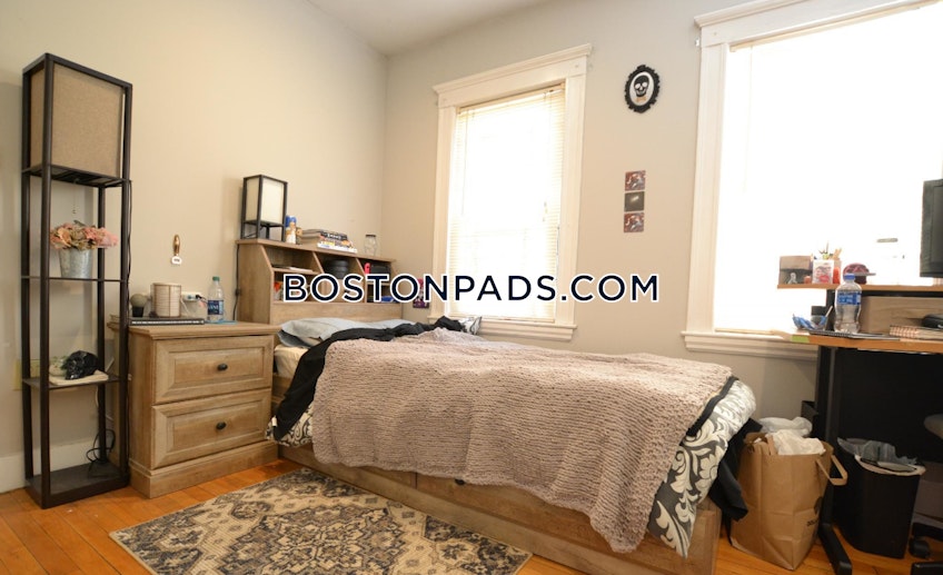 Boston - $4,250 /month