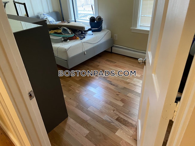 Boston - $4,100 /mo