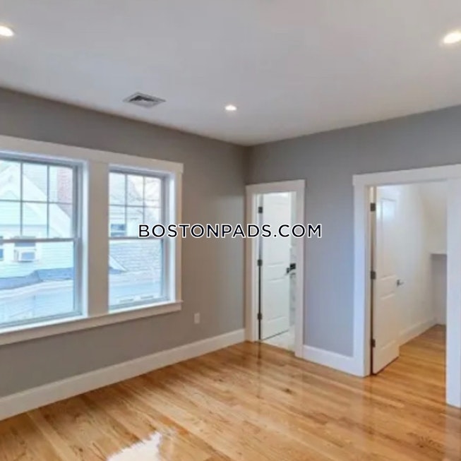 Boston - $3,500 /mo