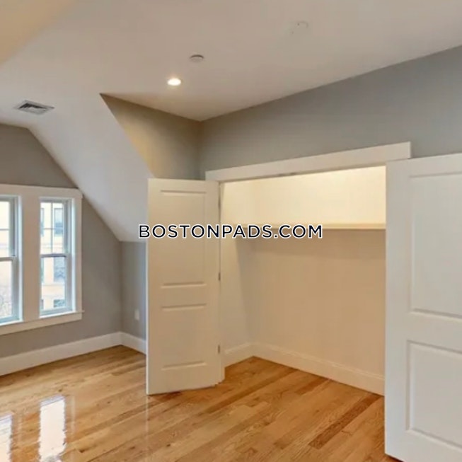 Boston - $3,500 /mo