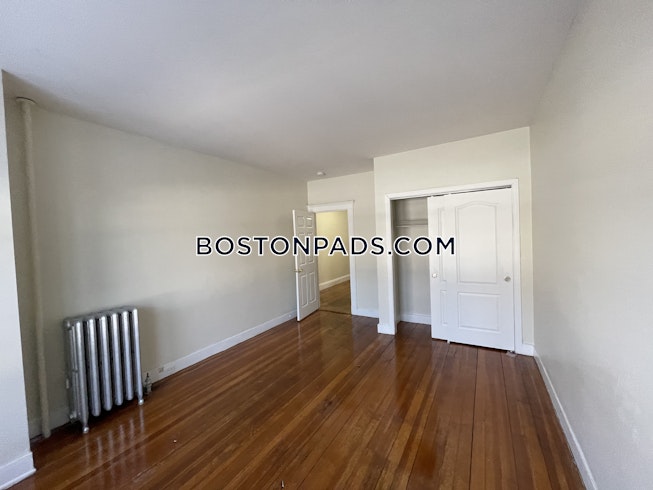 Boston - $3,650 /mo