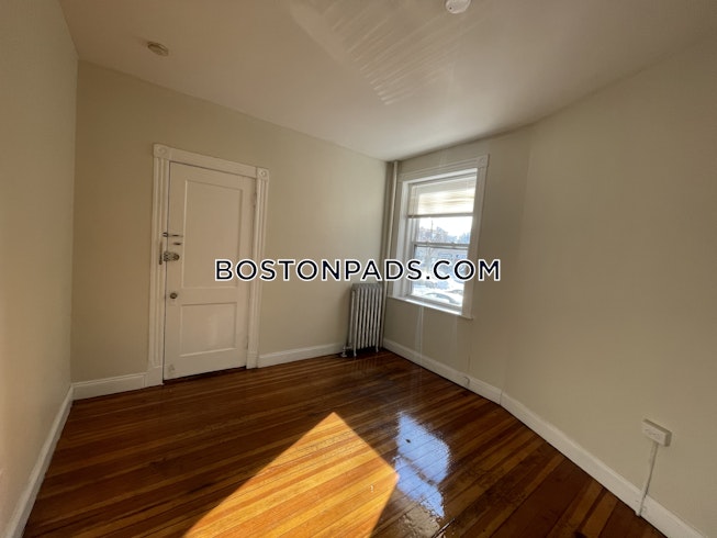 Boston - $3,650 /mo