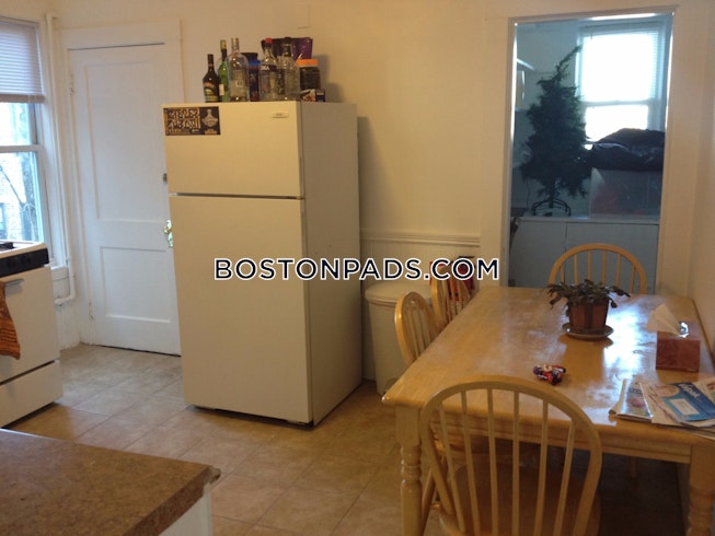 Boston - $3,500 /mo