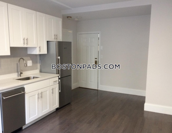 Boston - $2,950 /mo