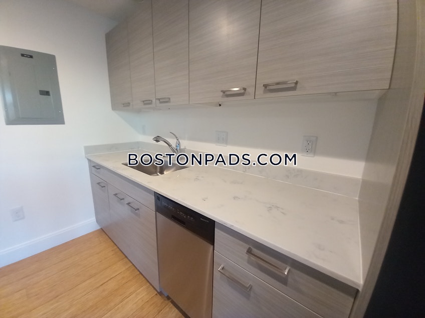 Boston - $4,750 /month