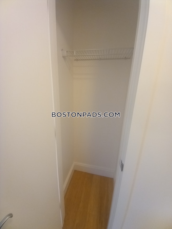 Boston - $4,750 /mo