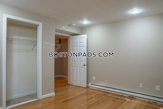 Boston - $7,800 /mo