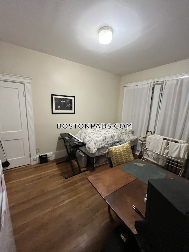Boston - $2,380 /mo