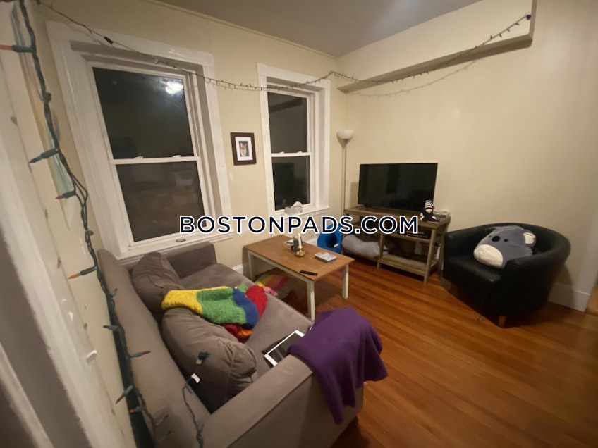 Boston - $3,700 /month