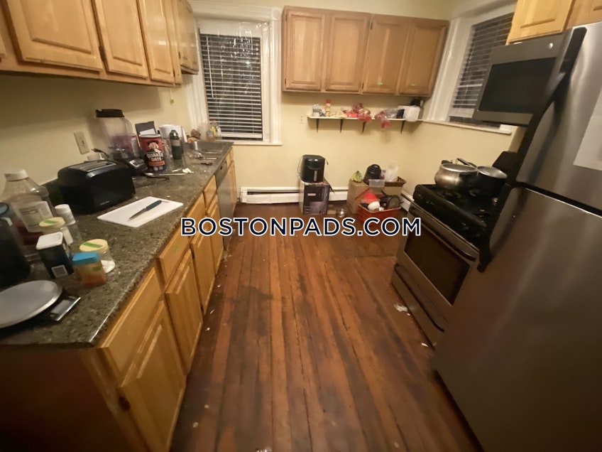 Boston - $4,800 /month