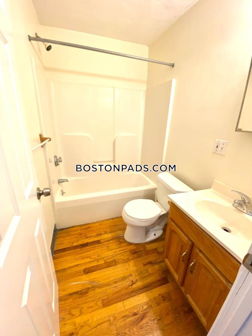 Boston - $3,400 /month