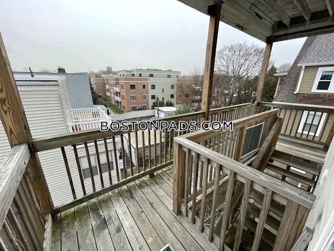 Boston - $3,000 /mo