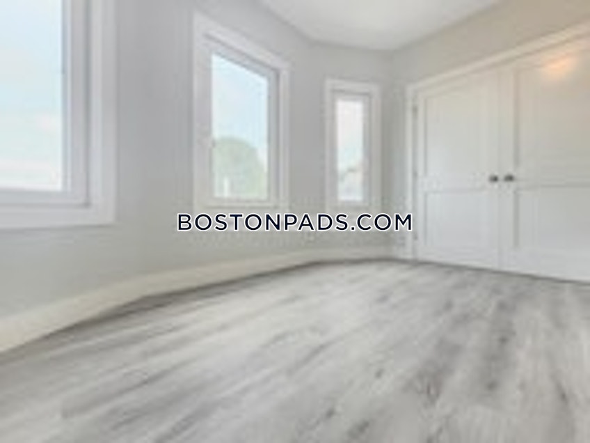 Boston - $3,570 /month