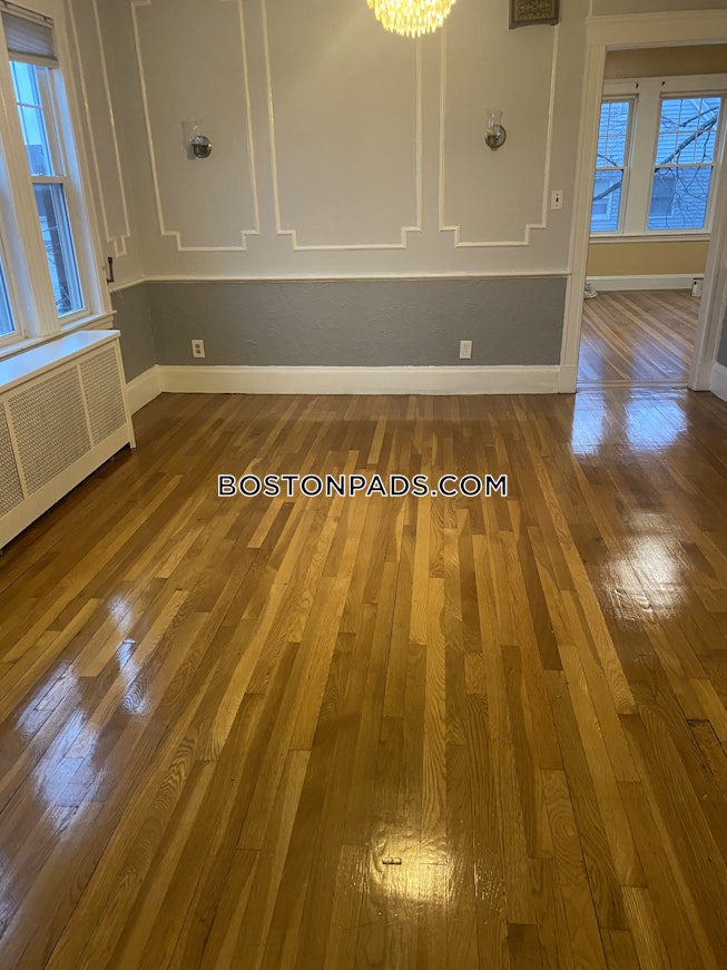 Somerville - $3,050 /mo