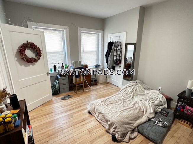 Boston - $6,800 /mo