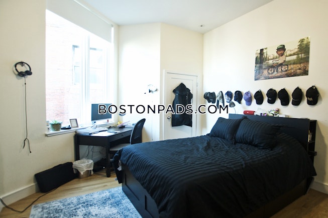 Boston - $7,500 /mo