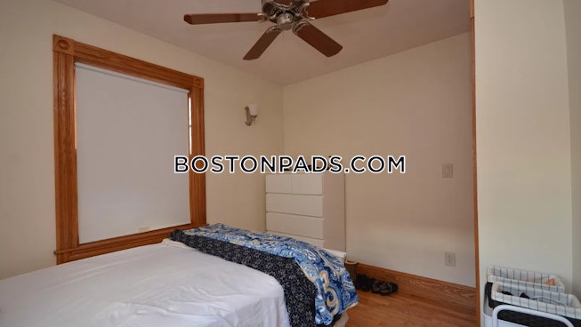 Boston - $2,425 /mo