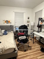 Boston - $2,700 /month