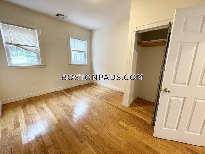 Boston - $7,000 /mo