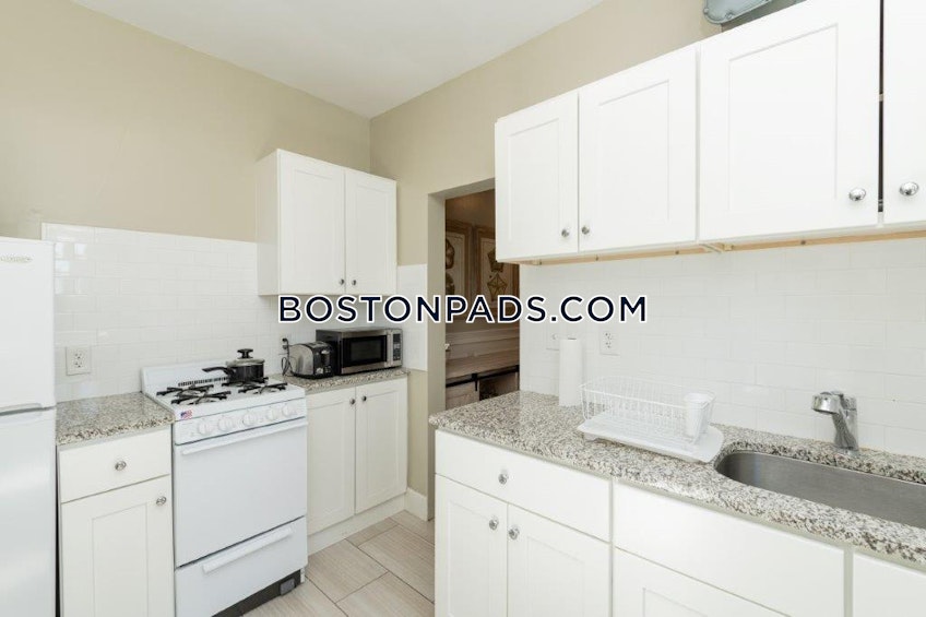 Roxbury Crossing - $2,775 /month