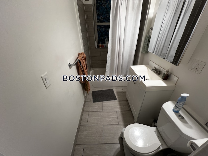 Boston - $4,200 /month