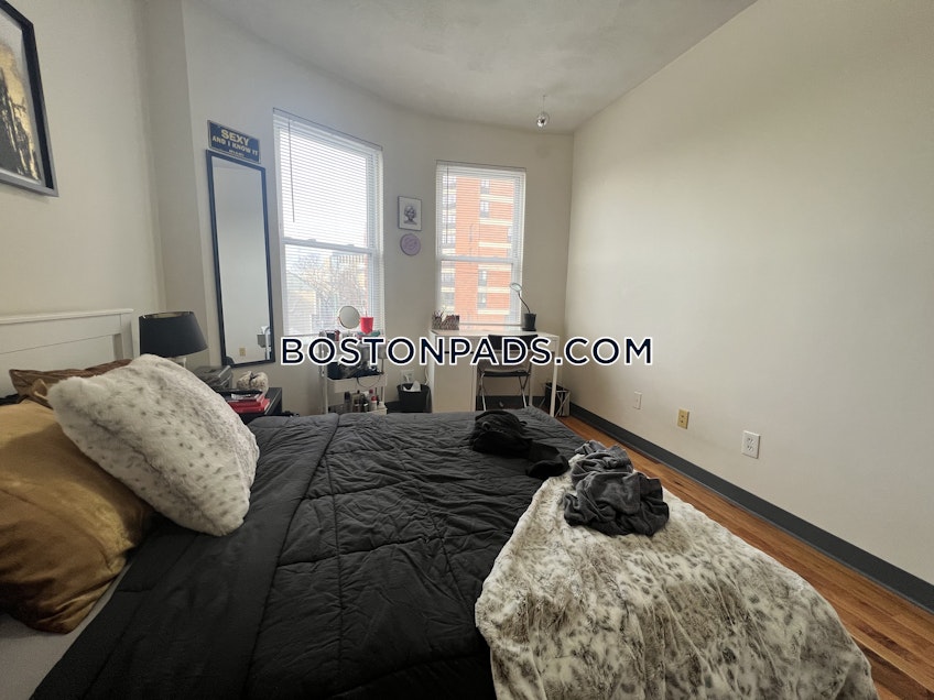 Boston - $3,800 /month