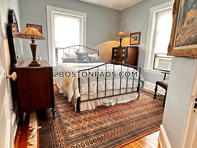 Boston - $5,500 /mo