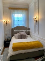 Boston - $3,220 /month