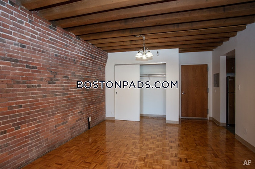 Boston - $3,120 /month