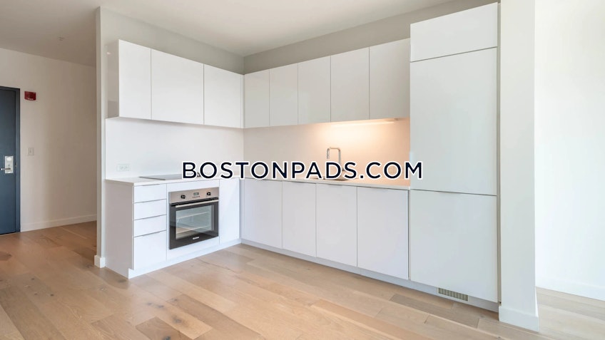 Boston - $4,440 /month