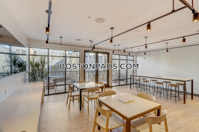 Boston - $3,740 /mo