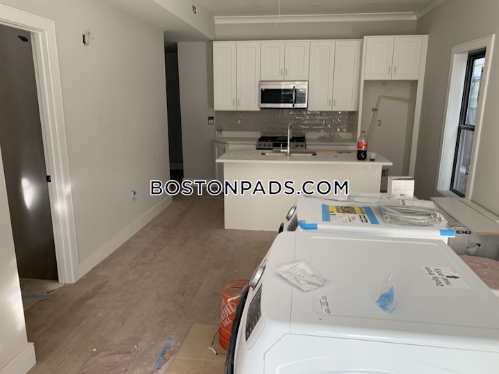 east-boston-apartment-for-rent-3-bedrooms-2-baths-boston-3650-4555945 