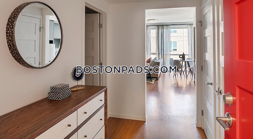 Boston - $3,465 /month