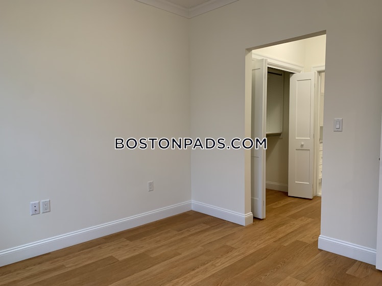 Gerry Rd., Brookline