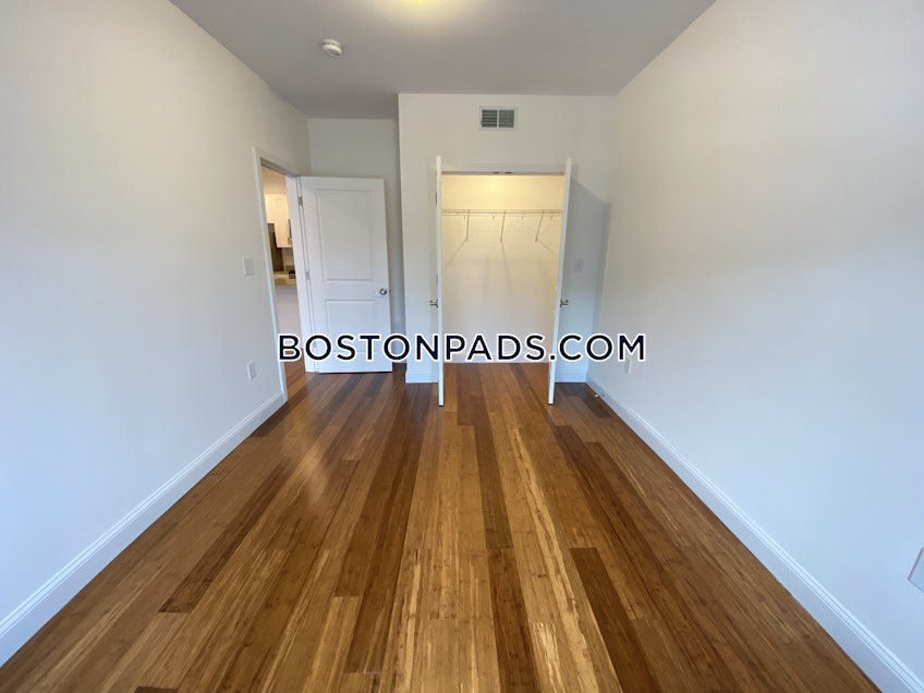 Boston - $2,800 /month