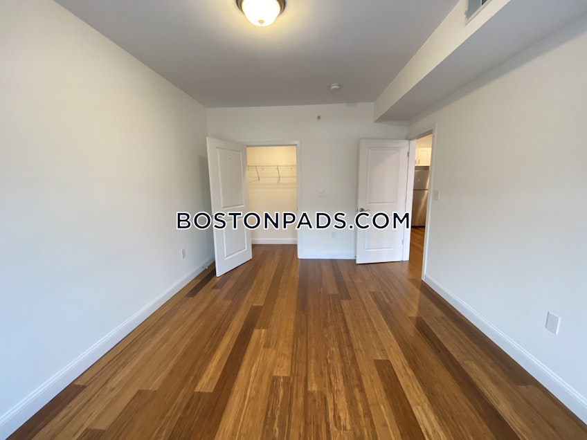 Boston - $2,800 /month