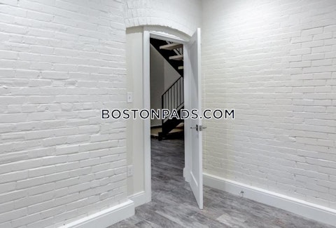 Newcomb St. Boston photo 9