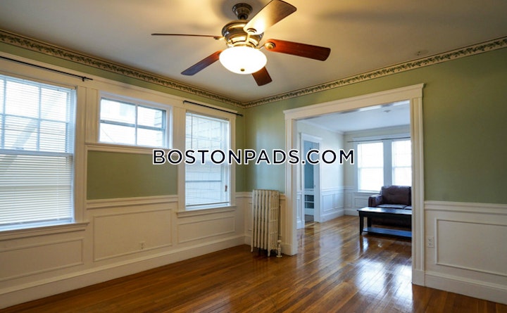 Beechcroft St. Boston picture 6