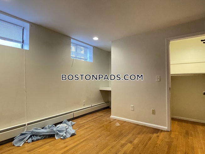 Boston - $3,350 /mo