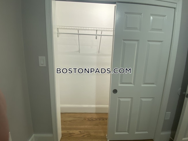 Boston - $2,300 /mo