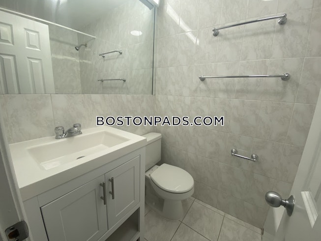 Boston - $2,300 /mo