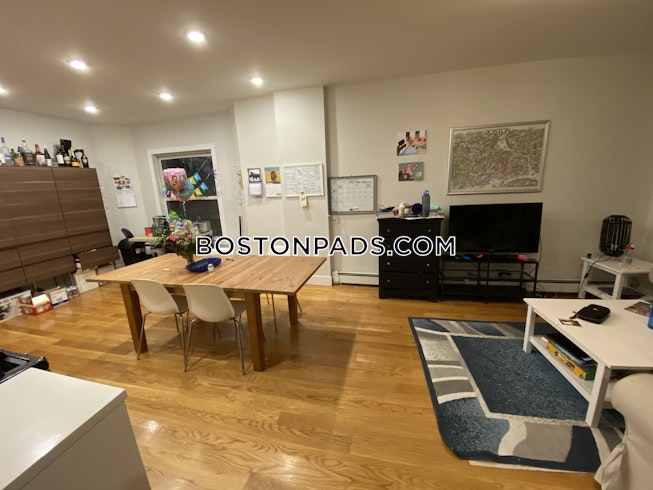 Cambridge - $7,850 /mo