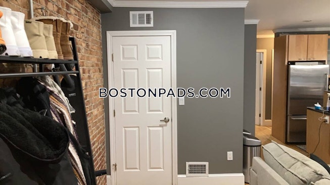 Boston - $3,300 /mo