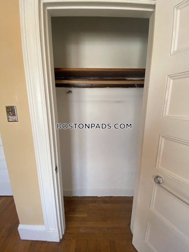 Brookline - $3,600 /mo