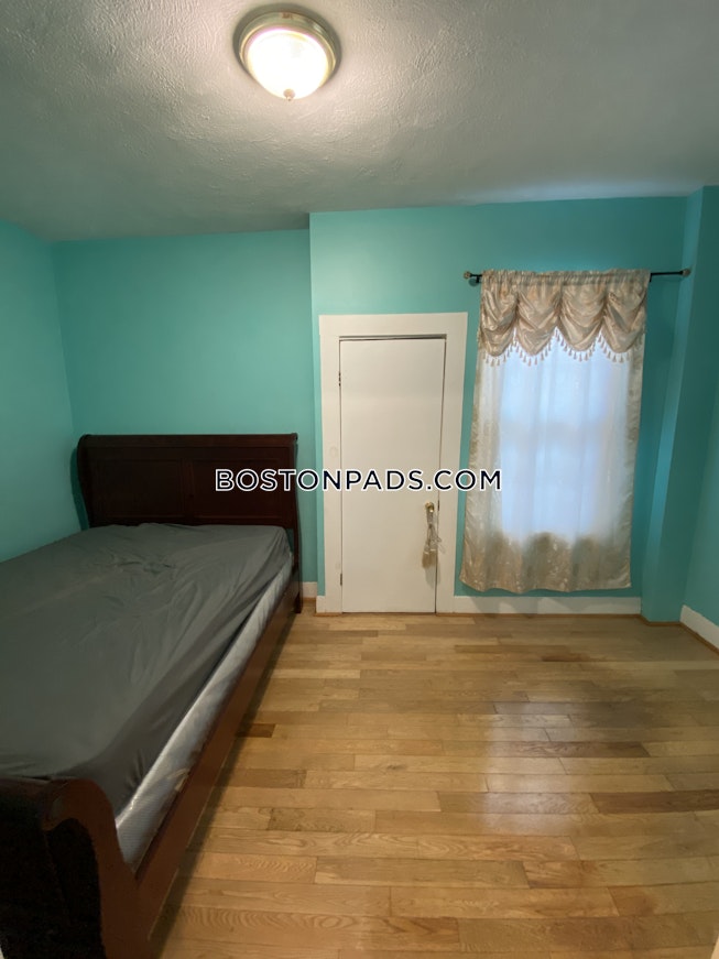 Malden - $2,500 /mo