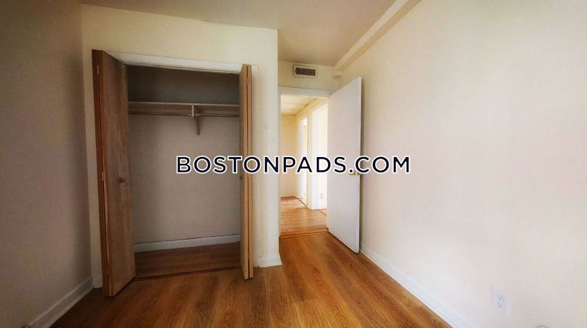 Boston - $3,900 /month