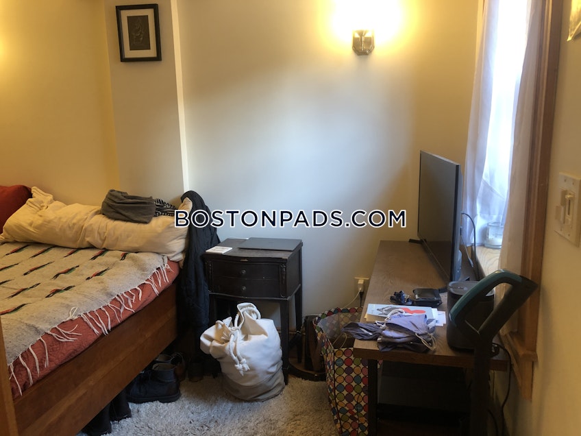 Boston - $3,575 /month